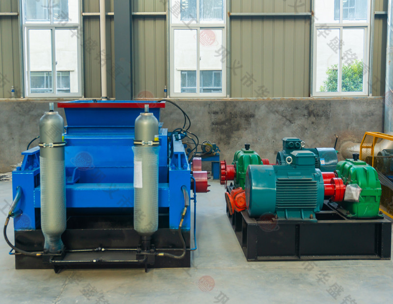 石頭制砂用什么制砂機(jī)機(jī)？液壓對輥制砂機(jī)合適嗎？