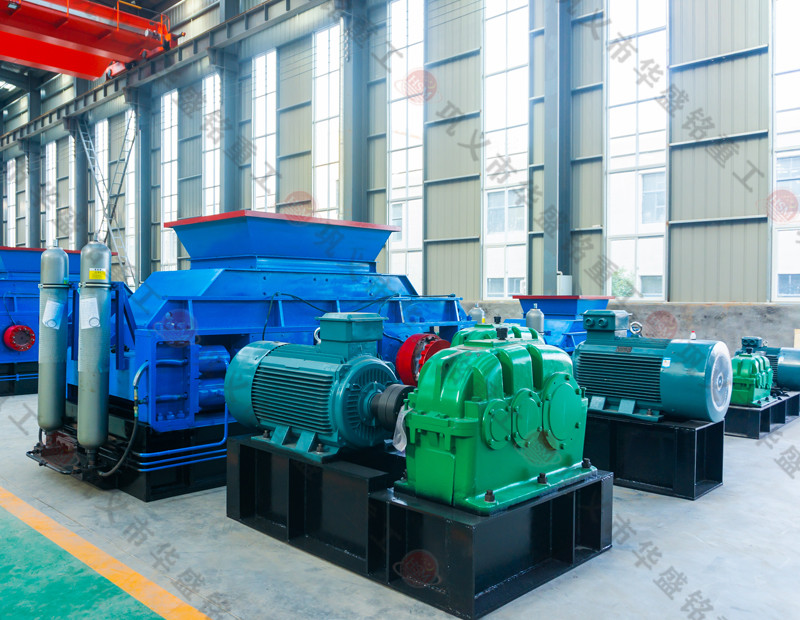 石英砂加工什么設(shè)備好？對輥制砂機(jī)多少錢一臺？