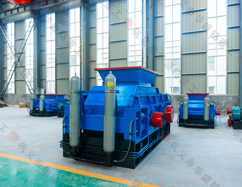 處理濕物料用什么制砂機？液壓對輥制砂機多少錢一臺？