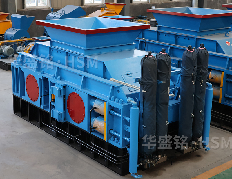 時產200噸小型河卵石制砂機型號有哪些？