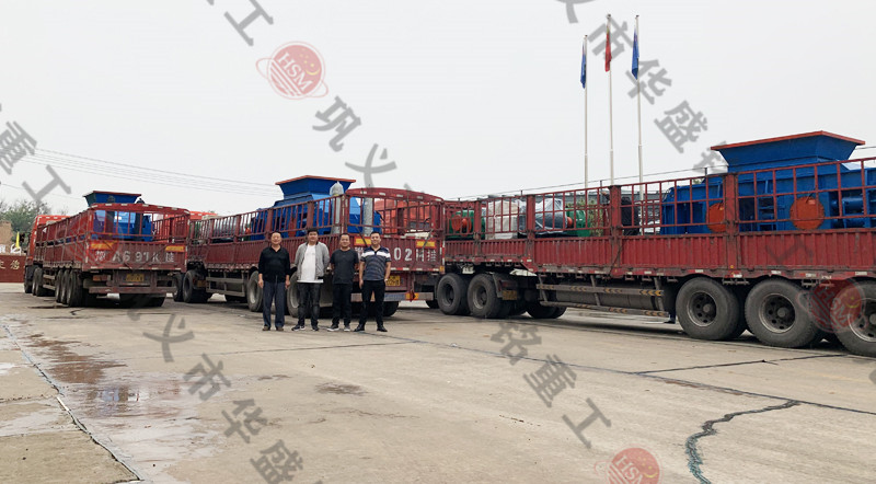 全自動(dòng)液壓對(duì)輥制砂機(jī)